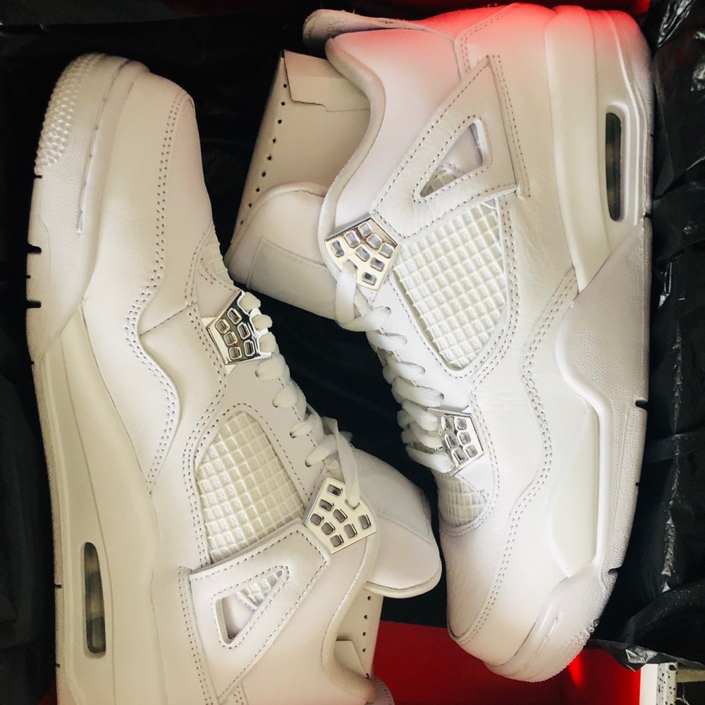 Jordan 4 Pure Money
